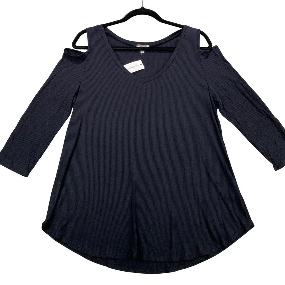 FROXX Cold Shoulder Knit Top XXL Black Casual V-Neck Tunic  Classic‎ Chic
